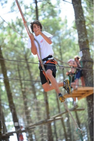 En avant pour le saut de Tarzan
